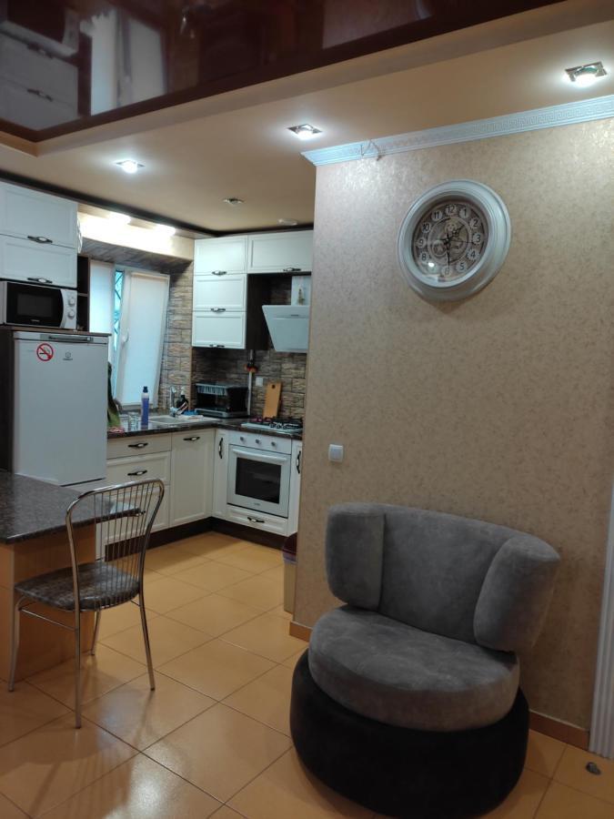 Comfortable Apartment Кременчук Екстер'єр фото