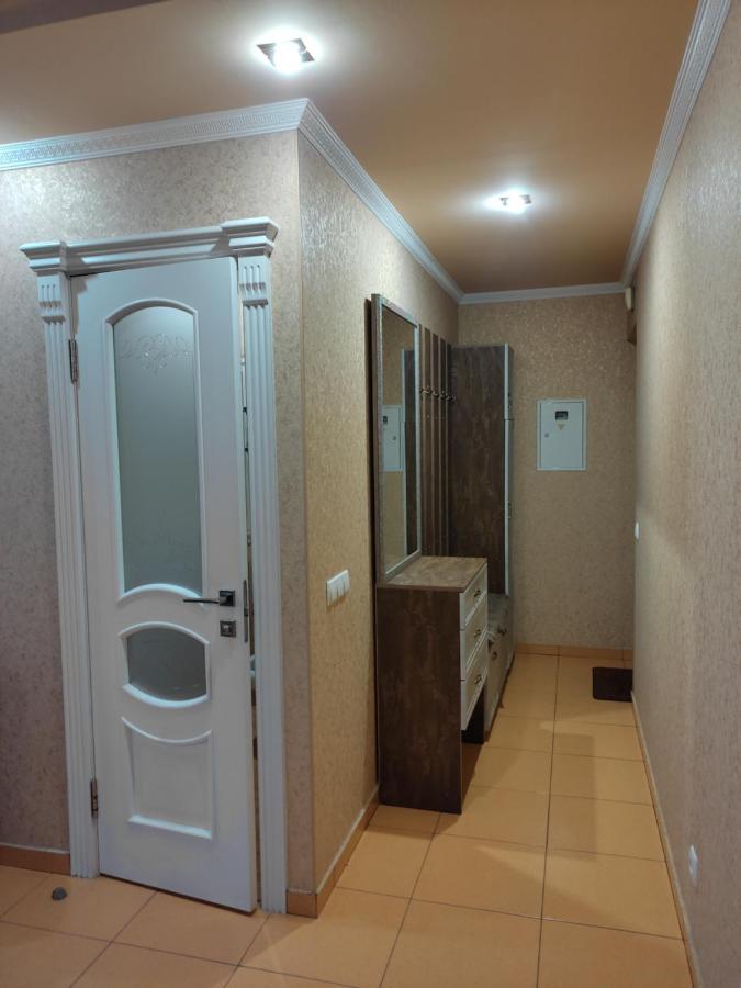 Comfortable Apartment Кременчук Екстер'єр фото